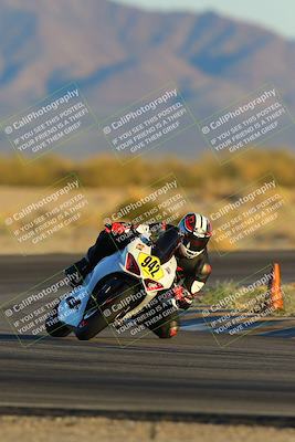 media/Jan-21-2023-CVMA (Sat) [[b9eef8ba1f]]/Race 12 Amateur Supersport Open/